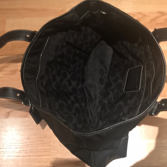 Coach Tote Bag - Picture 3 of 8